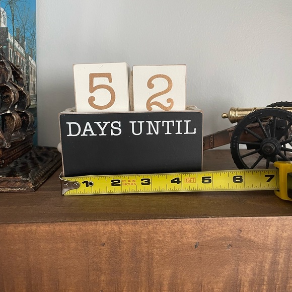 Countdown Block Calendar - Picture 5 of 6
